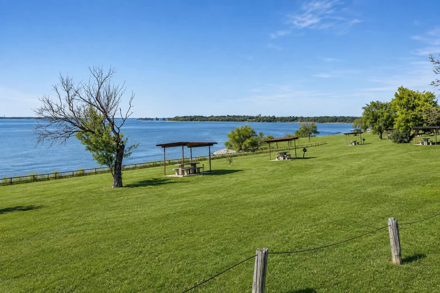 Lake Breeze photo